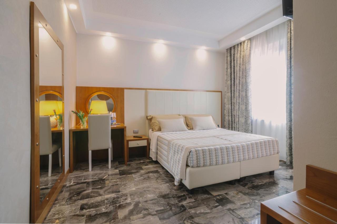 Piccolo Hotel Palosco Zewnętrze zdjęcie